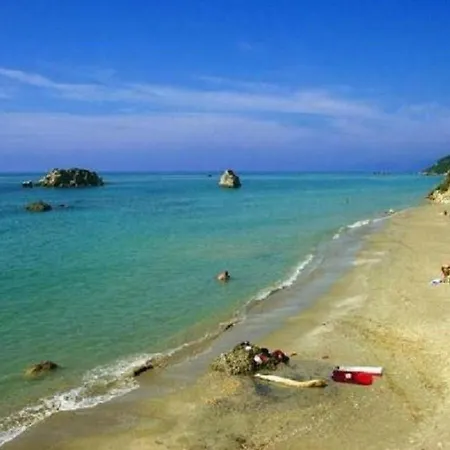 In Paleokastrites With Swimming Pool Near Beaches Appartamento *