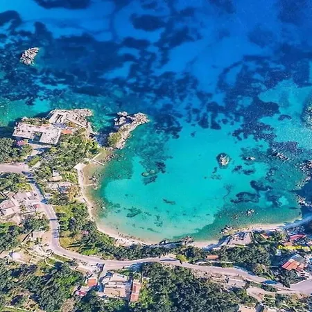 In Paleokastrites With Swimming Pool Near Beaches Appartamento Liapades