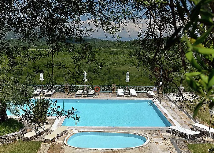 Lejlighed In Paleokastrites With Swimming Pool Near Beaches